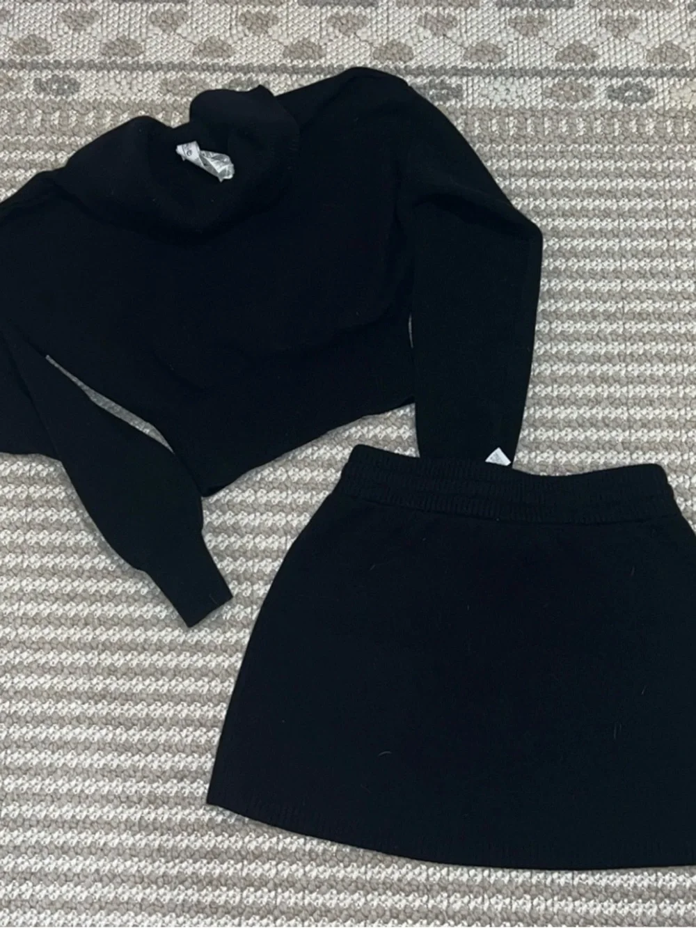 ALO Yoga Scholar Knit Black Mini Skirt Jacket Set